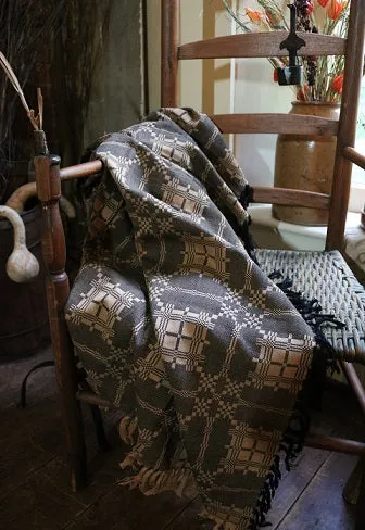 Cozy Reversible Coverlet Detailed Pattern Soft Mustard and Black