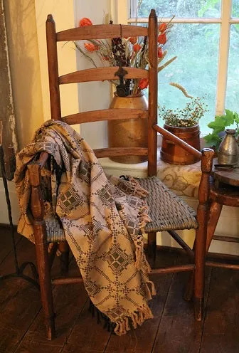 Cozy Reversible Coverlet Detailed Pattern Soft Mustard and Black